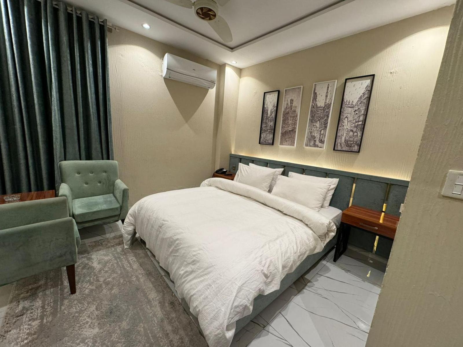 Shelton Boulevard Hotel Lahore Exterior foto