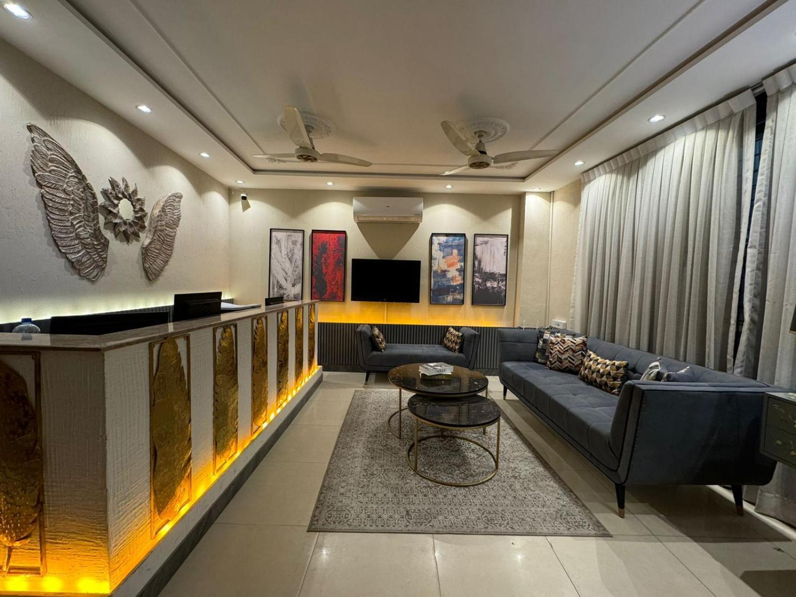 Shelton Boulevard Hotel Lahore Exterior foto